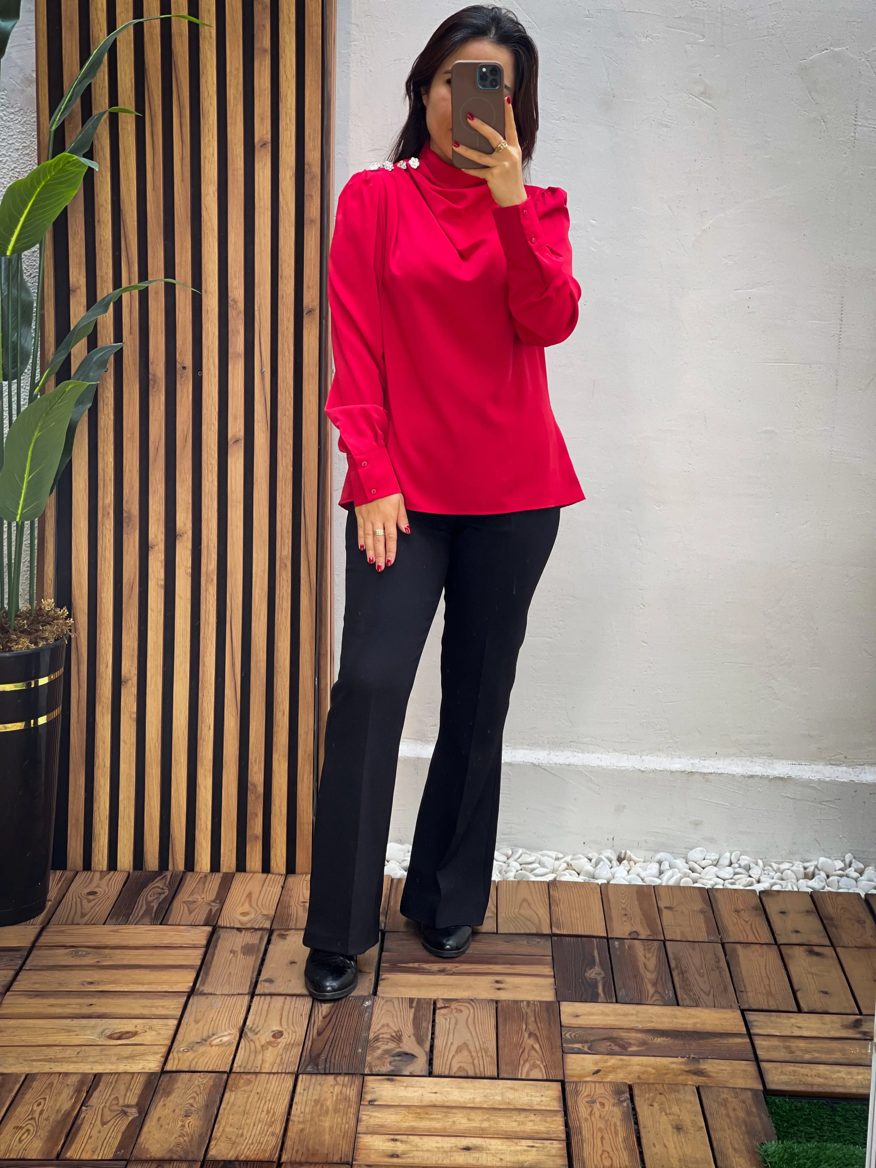 شومیز کرپ ساتن چهار دکمه اورجینال ترک